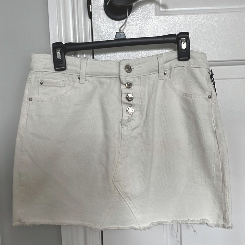 Dex Jeans white skirt